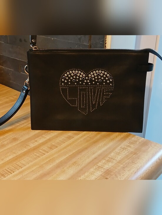 Valentino Garavani Handbags - Valentino Garavani Like NEW Black Limited Edition "Love" Rockstud Clutch/Wristle